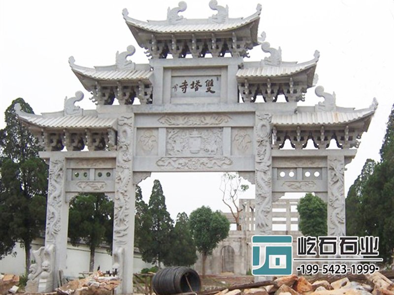 石雕牌楼